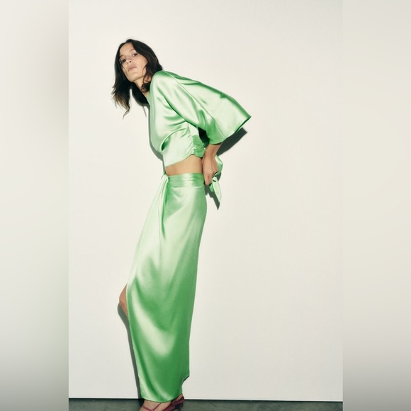 ZARA SATIN EFFECT MIDI SKIRT - Picture 6 of 7